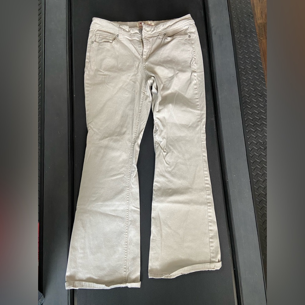 Lei women’s pants